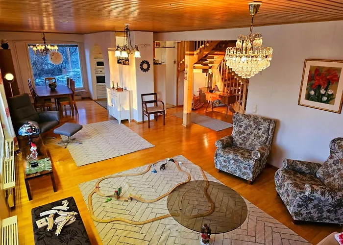 Authentic Arctic At The Delta Villa *