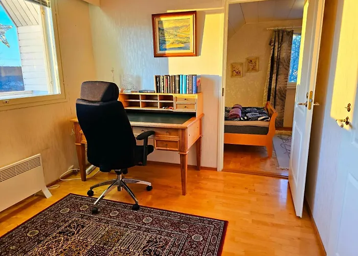 Authentic Arctic At The Delta